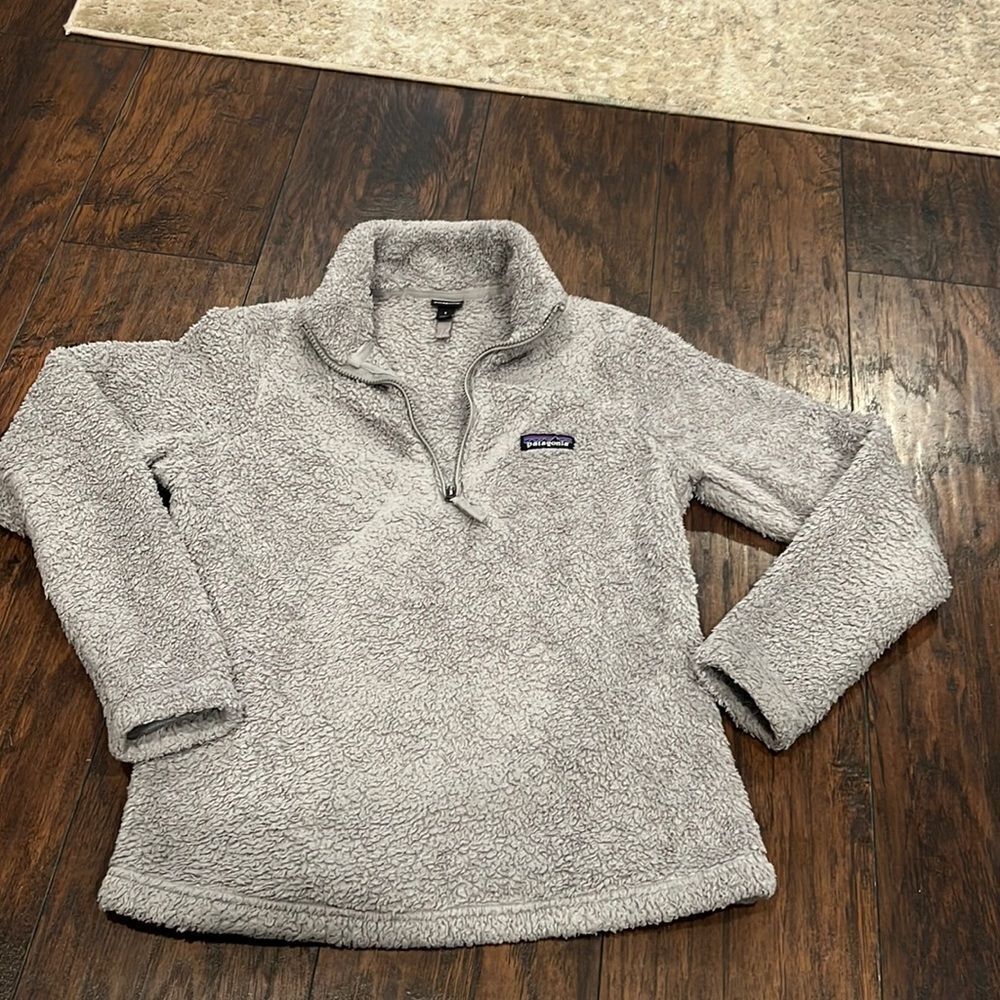 Patagonia 1/4zip pullover teddy fleece in grey size S EUC